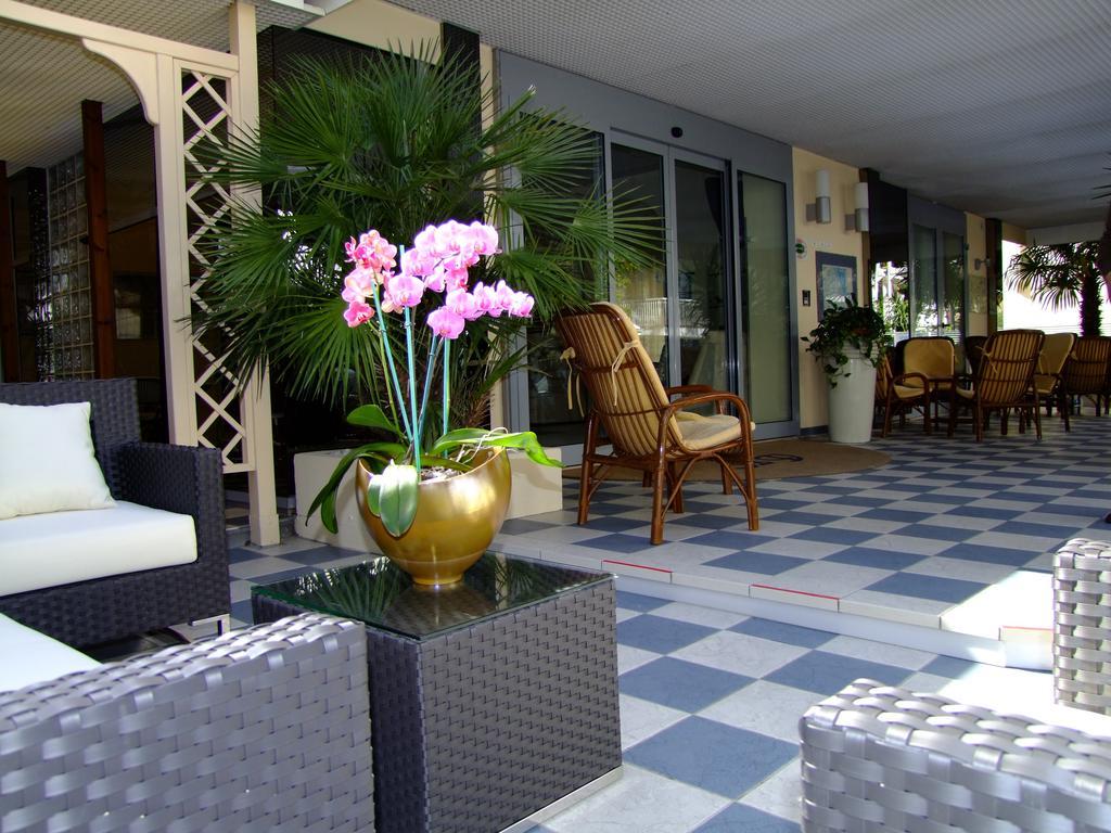 Hotel Venezia ริมินี ภายนอก รูปภาพ