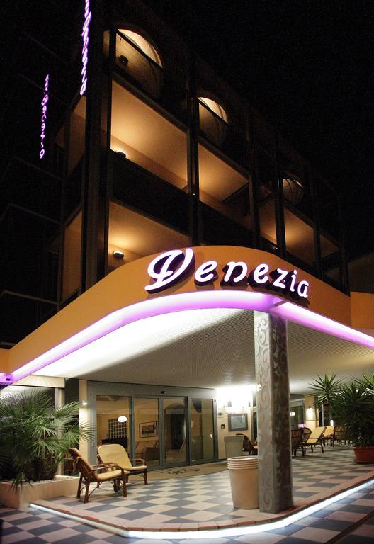 Hotel Venezia ริมินี ภายนอก รูปภาพ